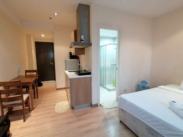 Imagen de la habitación del Hotel Happy Suites At Knightsbridge Res Makati. Foto 5