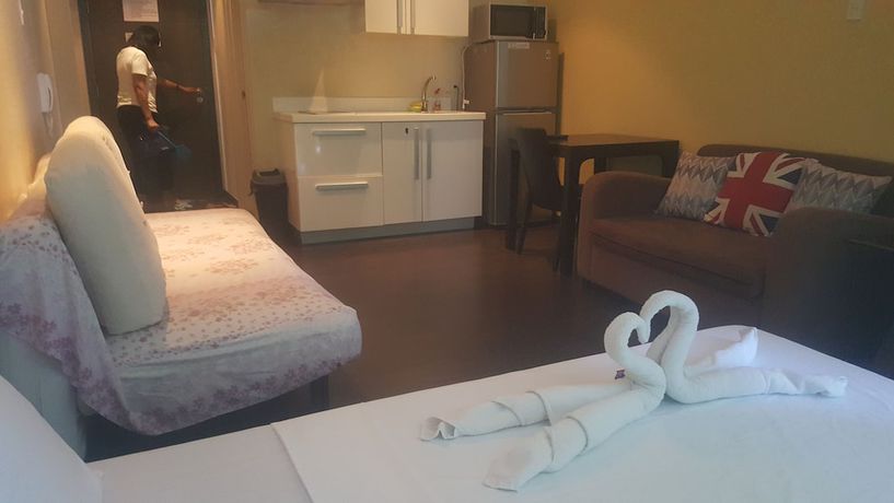 Imagen de la habitación del Hotel Happy Suites At Knightsbridge Res Makati. Foto 6