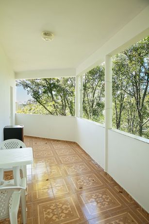 Imagen de la habitación del Hotel HappyLinn. Foto 2