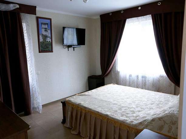 Imagen de la habitación del Hotel HappyLinn. Foto 6