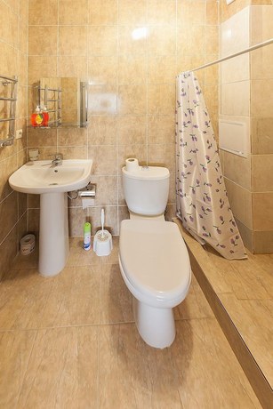 Imagen de la habitación del Hotel HappyLinn. Foto 7