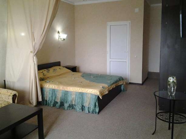 Imagen de la habitación del Hotel HappyLinn. Foto 11