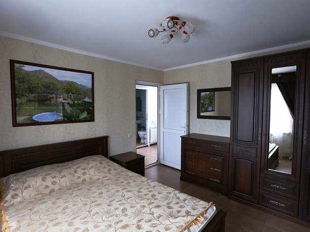 Imagen de la habitación del Hotel HappyLinn. Foto 13