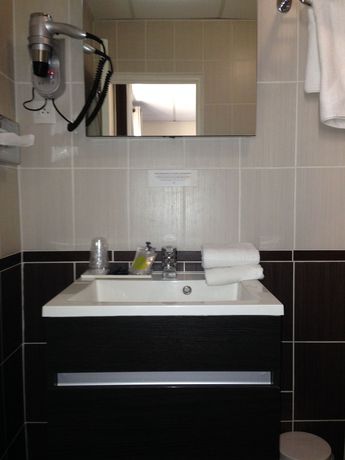 Imagen de la habitación del Hotel Hapy. Foto 5