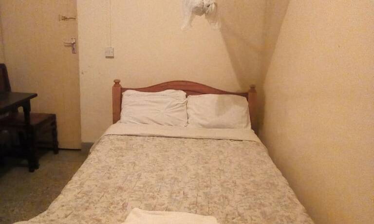 Imagen de la habitación del Hotel Haqy Guest House. Foto 16