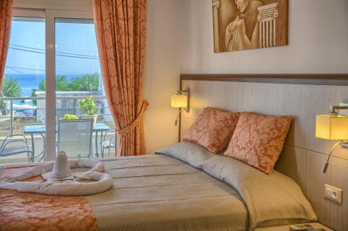 Imagen de la habitación del Hotel Haraki Bay and Luxury Apartments. Foto 5