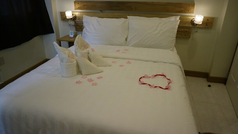 Imagen de la habitación del Hotel Haramayne Suites. Foto 19