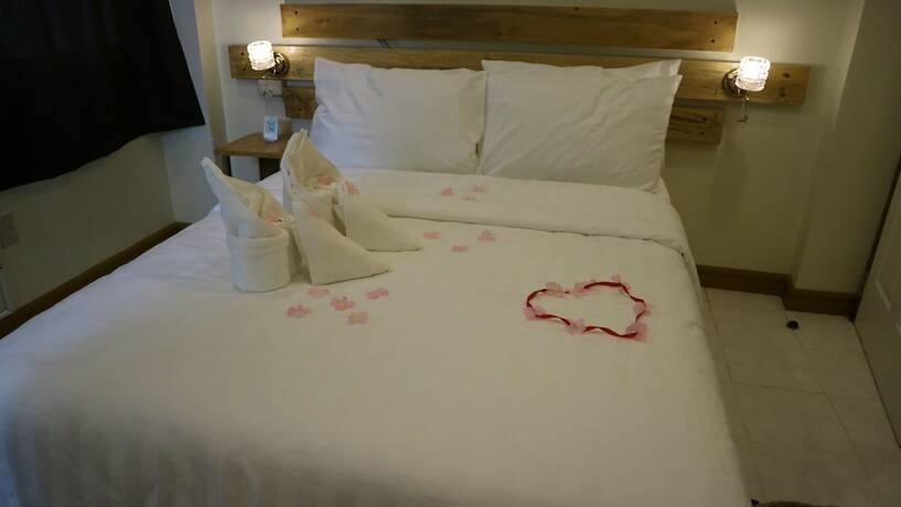 Imagen de la habitación del Hotel Haramayne Suites. Foto 20