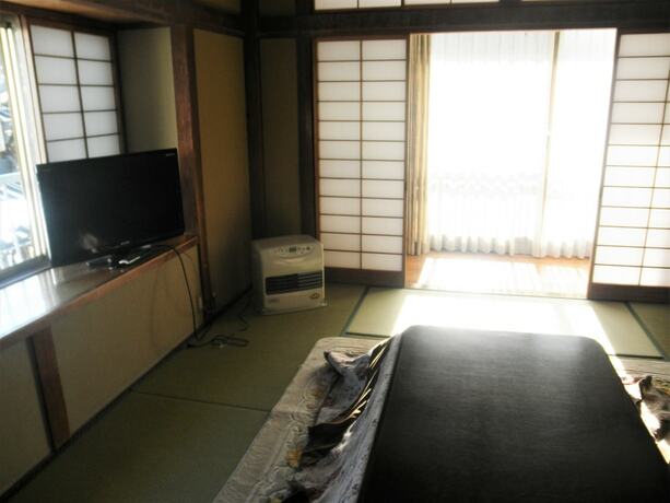 Imagen de la habitación del Hotel Haranoya. Foto 14