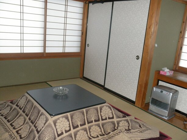 Imagen de la habitación del Hotel Haranoya. Foto 17