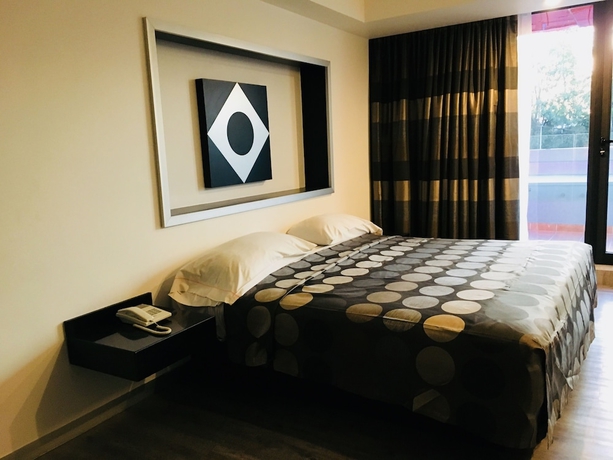 Imagen de la habitación del Hotel Harare. Foto 7