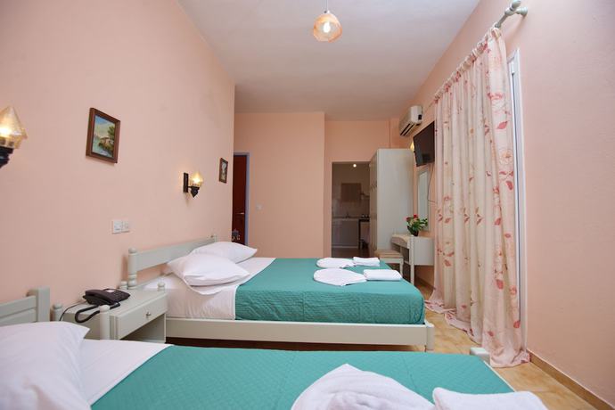Imagen de la habitación del Hotel Haravgi, Patitiri. Foto 5