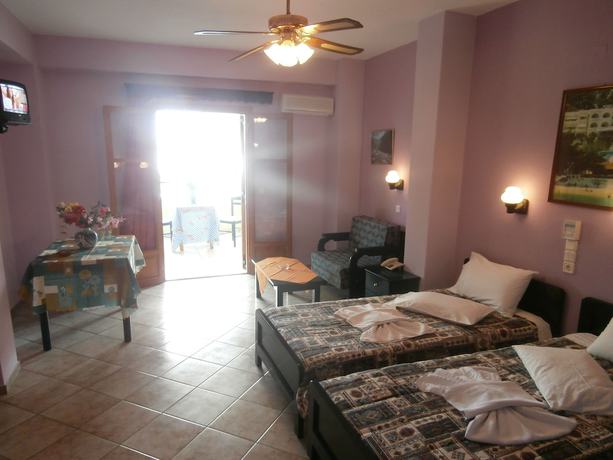 Imagen de la habitación del Hotel Haravgi, Patitiri. Foto 11