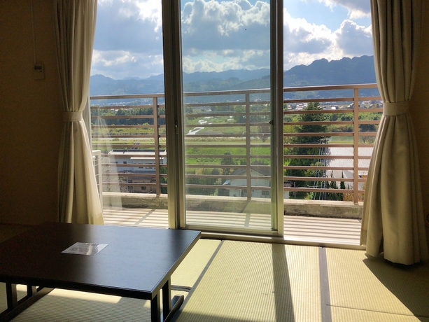 Imagen de la habitación del Hotel Harazuru Grand Sky. Foto 10