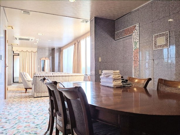 Imagen de la habitación del Hotel Harazuru Onsen Topmega Itoen. Foto 12