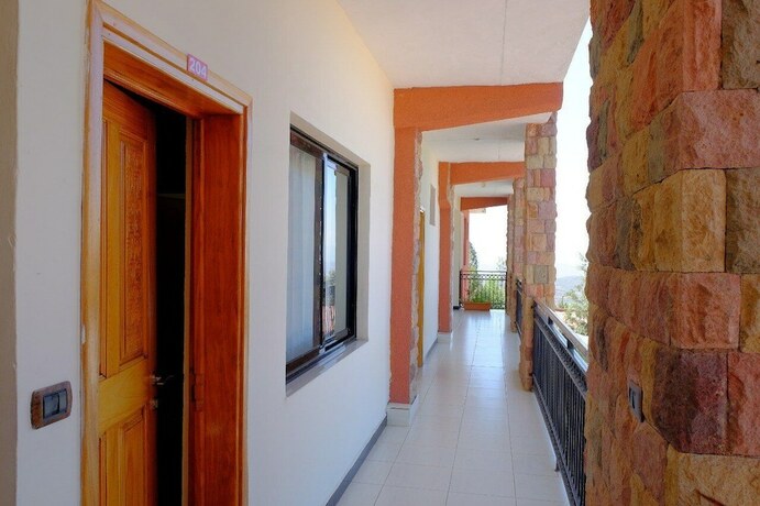 Imagen general del Hotel Harbe. Foto 4