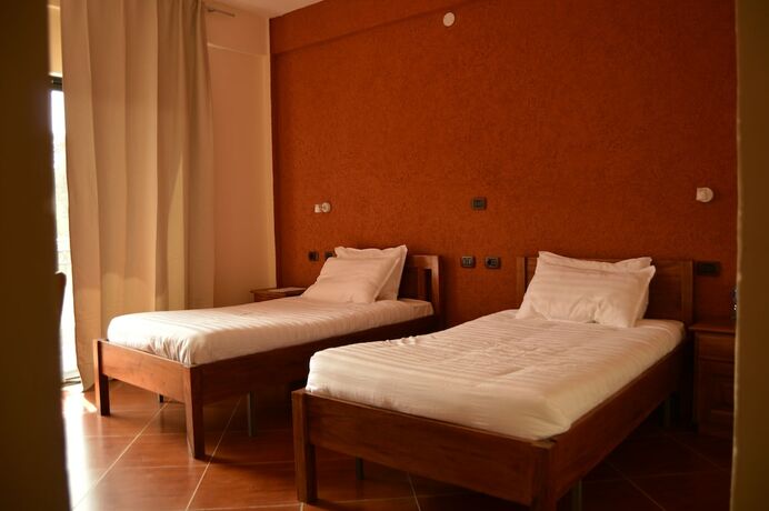 Imagen general del Hotel Harbe. Foto 13