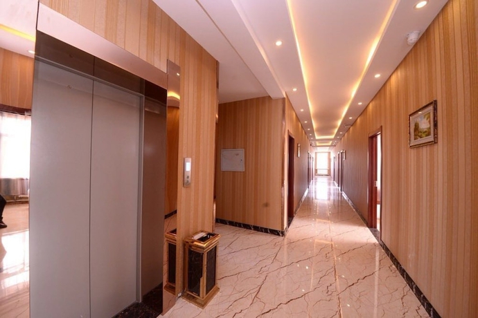 Imagen de los interiores del Hotel Harbin Bincheng Jiahua. Foto 12