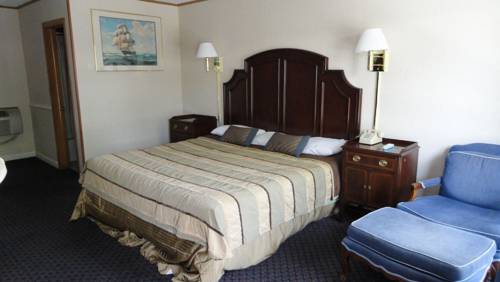 Imagen de la habitación del Hotel Harbor Base Pineapple Inn. Foto 2