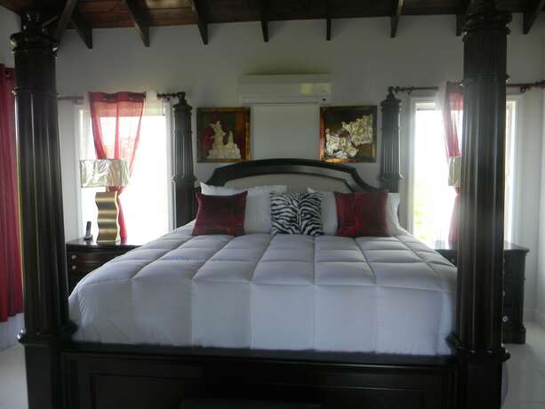 Imagen de la habitación del Hotel Harbor Breeze Villas. Foto 11