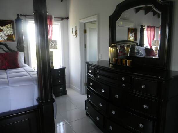 Imagen general del Hotel Harbor Breeze Villas. Foto 3