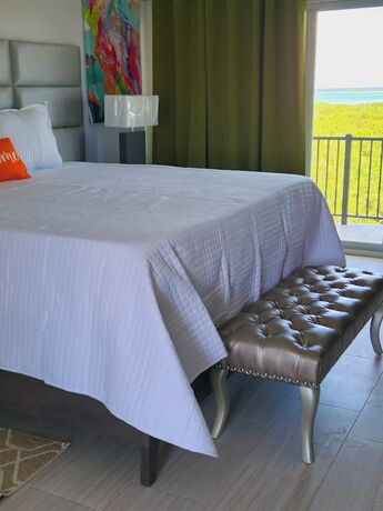 Imagen de la habitación del Hotel Harbor Breeze Villas. Foto 18