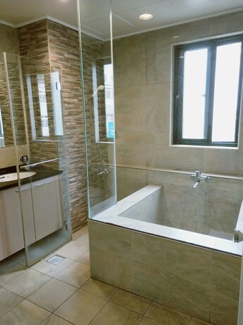 Imagen de la habitación del Hotel Harbor Elite. Foto 18