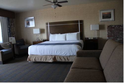 Imagen de la habitación del Hotel Harbor House Inn Morro Bay. Foto 6