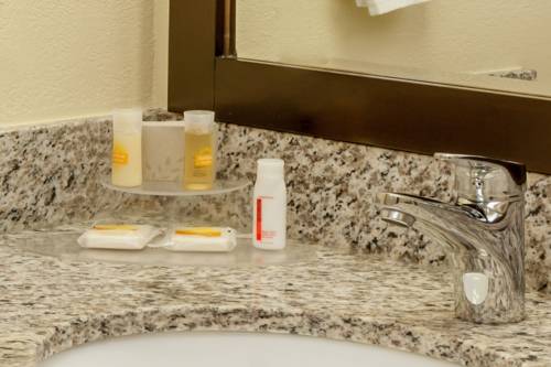 Imagen de la habitación del Hotel Harbor House Inn Morro Bay. Foto 8