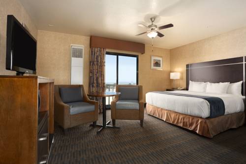 Imagen de la habitación del Hotel Harbor House Inn Morro Bay. Foto 14