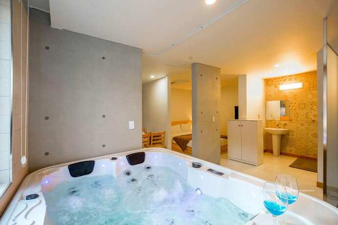 Imagen de la habitación del Hotel Harbor House poolvilla couple. Foto 3