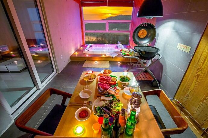 Imagen de la habitación del Hotel Harbor House poolvilla couple. Foto 16