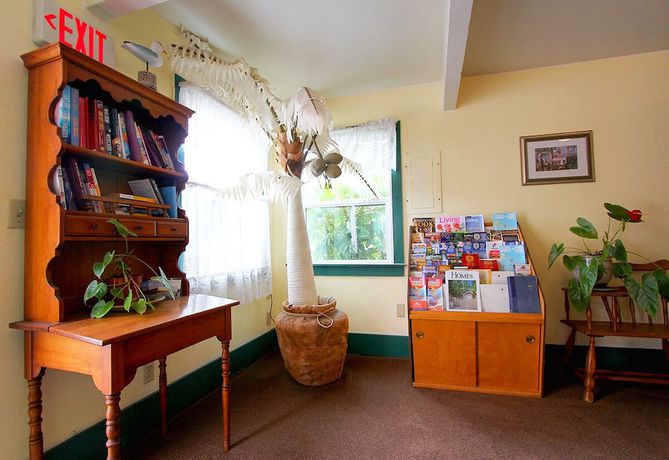 Imagen de los interiores del Hotel Harbor Inn, Santa Cruz. Foto 19