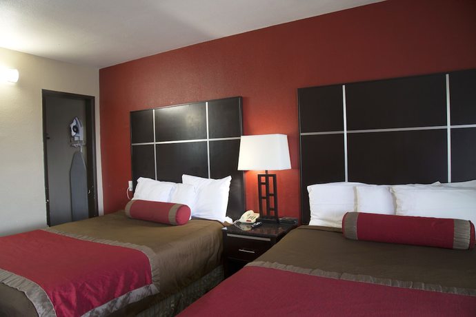 Imagen de la habitación del Hotel Harbor Inn and Suites, Oceanside. Foto 3