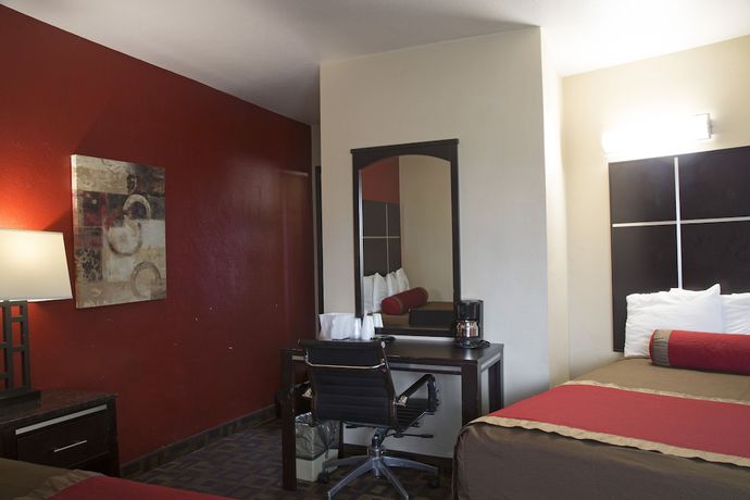 Imagen de la habitación del Hotel Harbor Inn and Suites, Oceanside. Foto 8