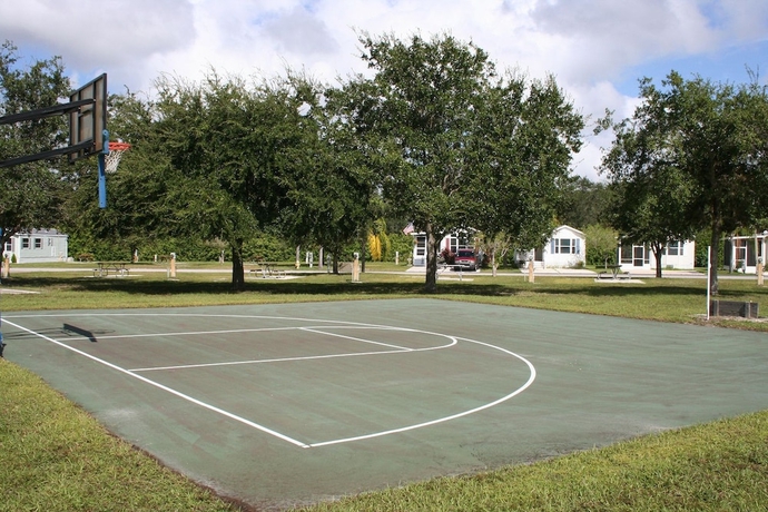 Imagen general del Hotel Harbor Lakes RV Resort. Foto 4