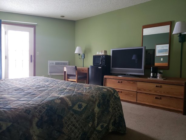 Imagen de la habitación del Hotel Harbor Lights Lodge. Foto 3