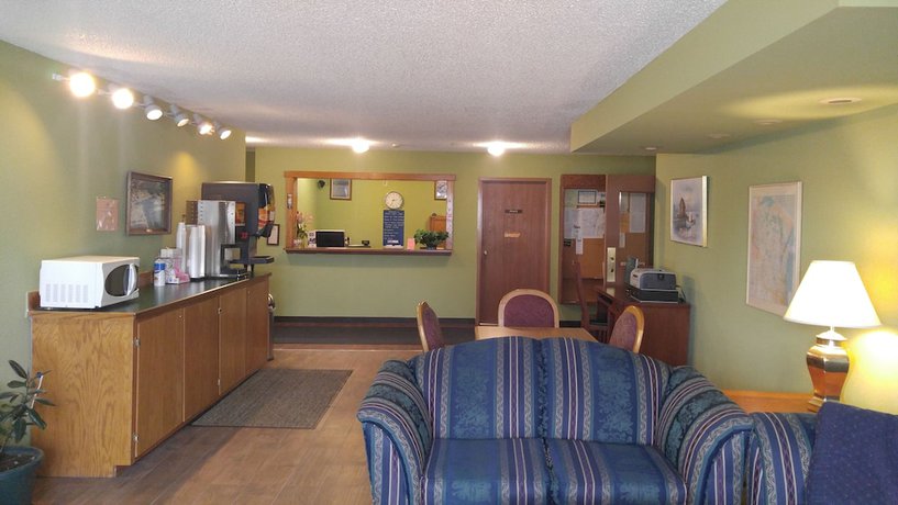 Imagen de los interiores del Hotel Harbor Lights Lodge. Foto 18