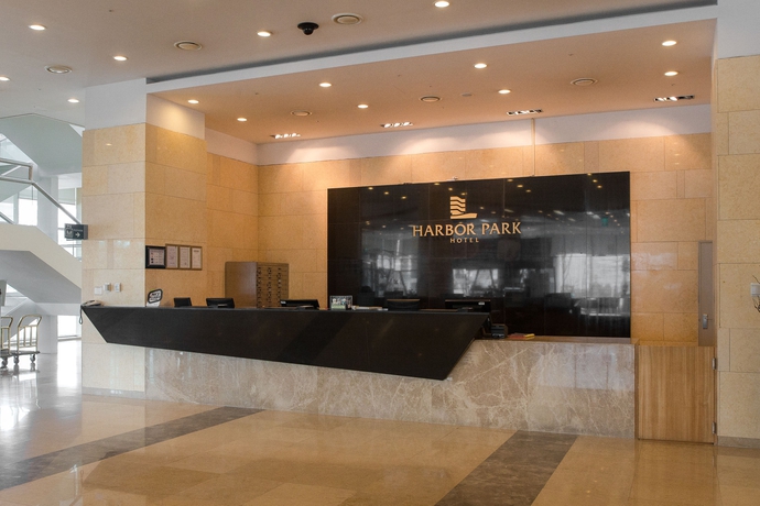 Imagen de los interiores del Hotel Harbor Park Hotel. Foto 16