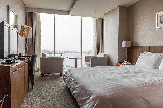 Imagen de la habitación del Hotel Harbor Park Hotel. Foto 14