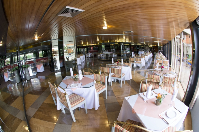 Imagen de los interiores del Hotel Harbor Querência. Foto 15