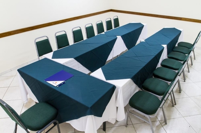 Imagen de los interiores del Hotel Harbor Self Buriti Suites. Foto 13