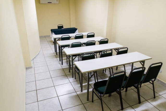 Imagen de los interiores del Hotel Harbor Self Buriti Suites. Foto 15