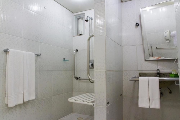 Imagen de la habitación del Hotel Harbor Self Buriti Suites. Foto 6