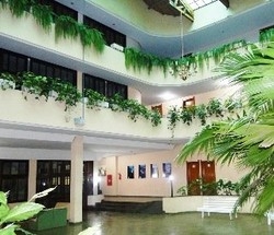 Imagen de los interiores del Hotel Harbor Self Inn Medianeira. Foto 17