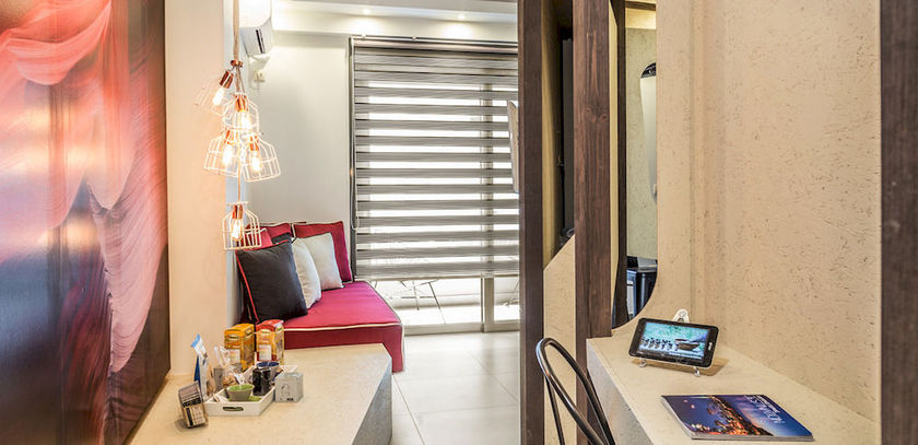 Imagen de los interiores del Hotel Harbor Suites. Foto 11