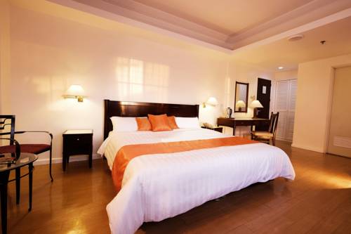 Imagen de la habitación del Hotel Harbor Town. Foto 6