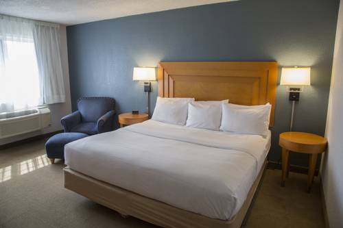 Imagen de la habitación del Hotel Harbor Town Inn. Foto 4