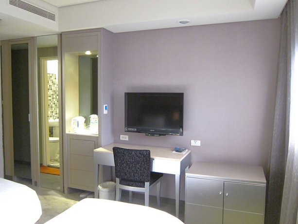 Imagen de la habitación del Hotel Harbor View. Foto 10