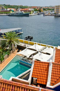 Imagen de los exteriores del Hotel Harbor and Casino Curacao. Foto 6